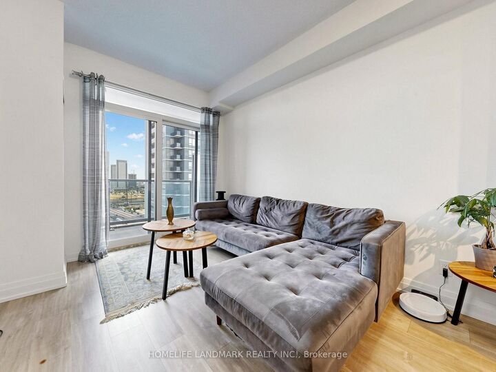 Property Photo: 3700 Highway 7 Road 2212 ON L4L 0G8