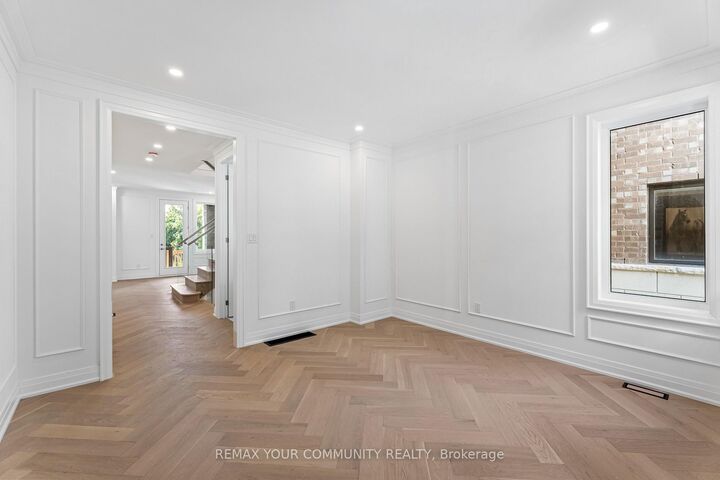 Property Photo: 42 Globemaster Lane ON L4E 1H4