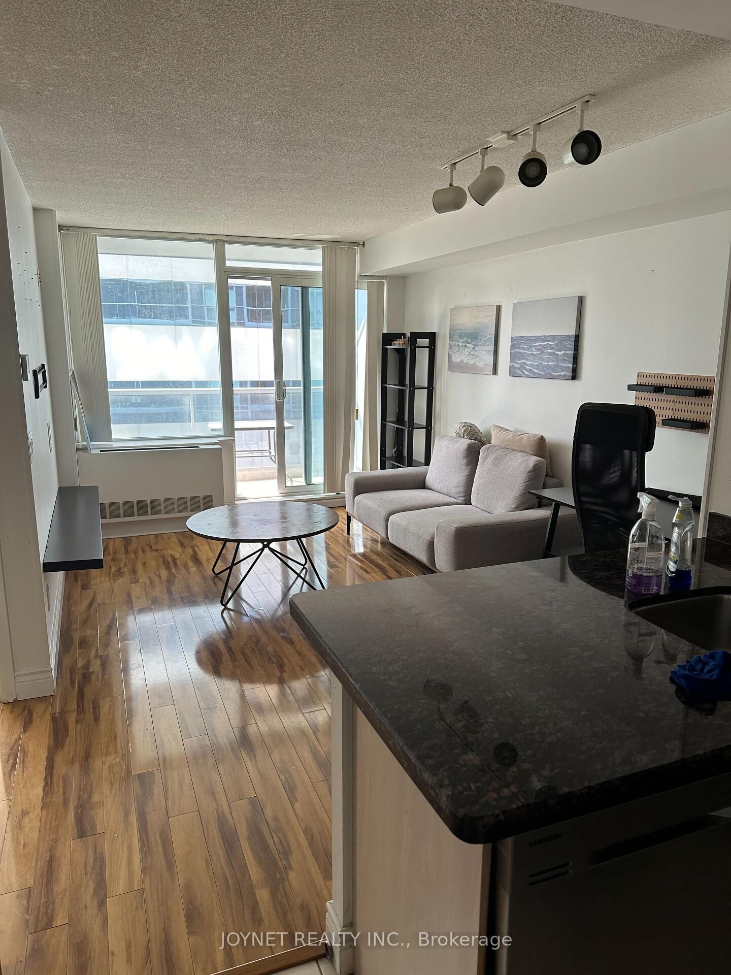 Photo de la propriété: 4968 Yonge Street 3010 ON M2N 5N7