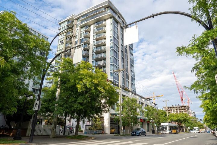 960 Yates St #806 — photo 1