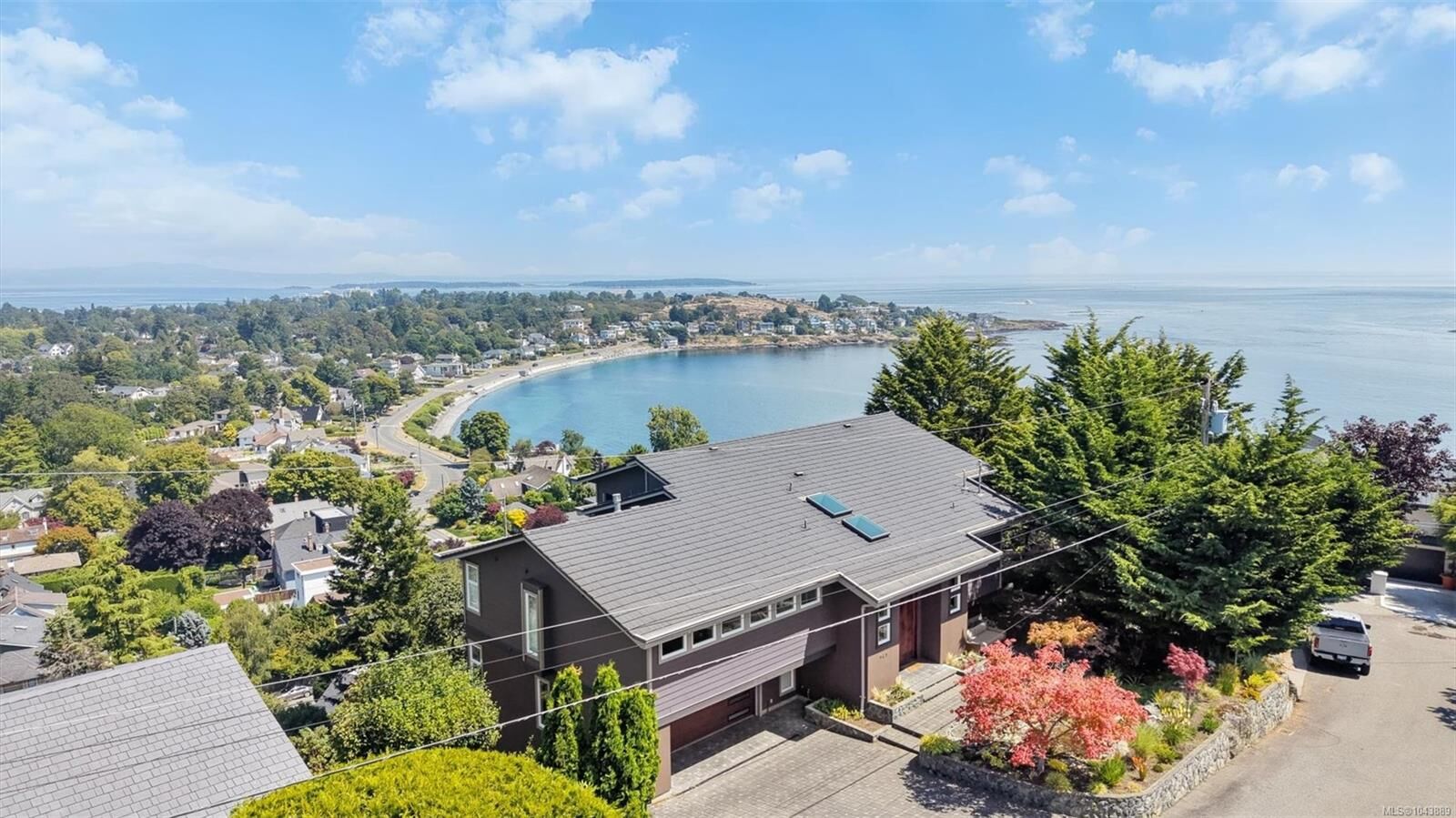 Property Photo: 141 Denison Rd BC V8S 4K2