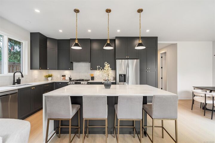 650 Wisteria Ridge — photo 1