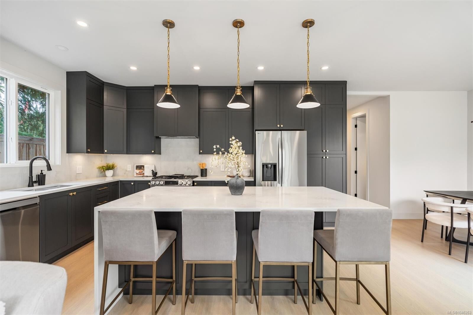 Property Photo: 650 Wisteria Ridge BC V9B 3N4