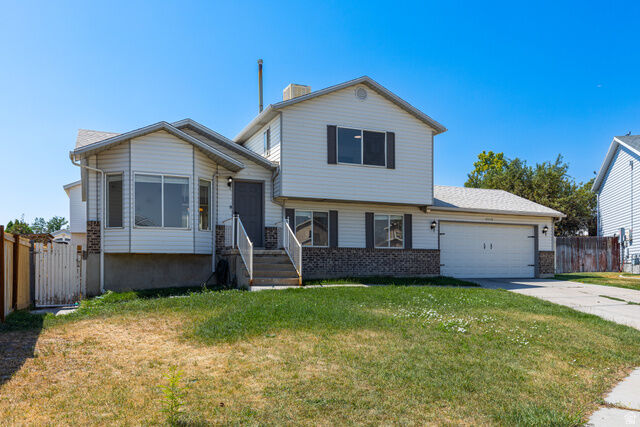 Property Photo: 5579 W Lopalena Cir UT 84081