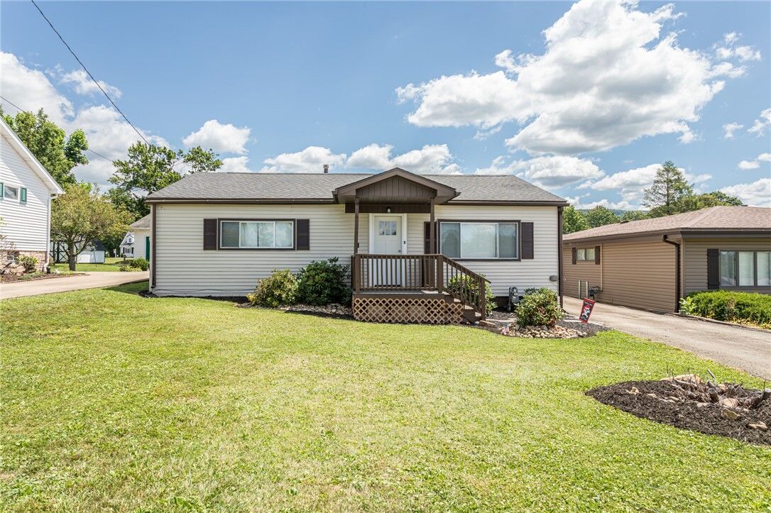 Property Photo: 198 Hopwood -Fairchance Rd PA 15401