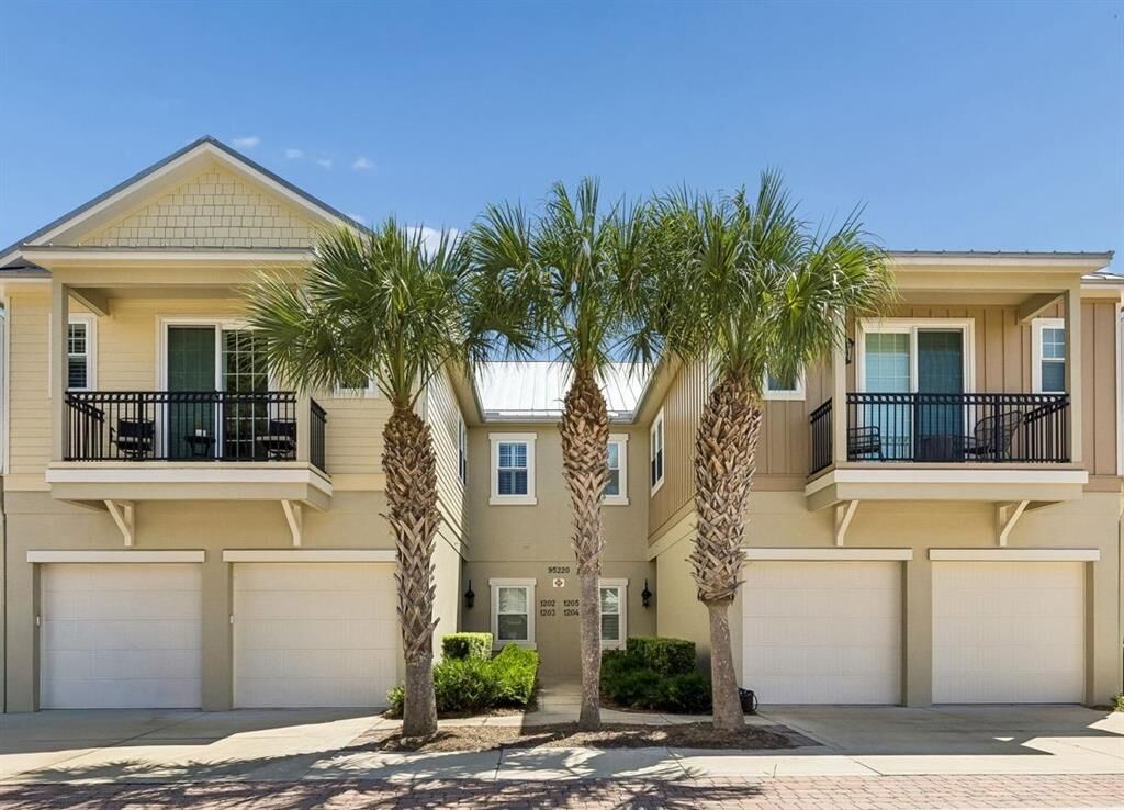 Property Photo: 95220 Summerwoods Circle FL 32034