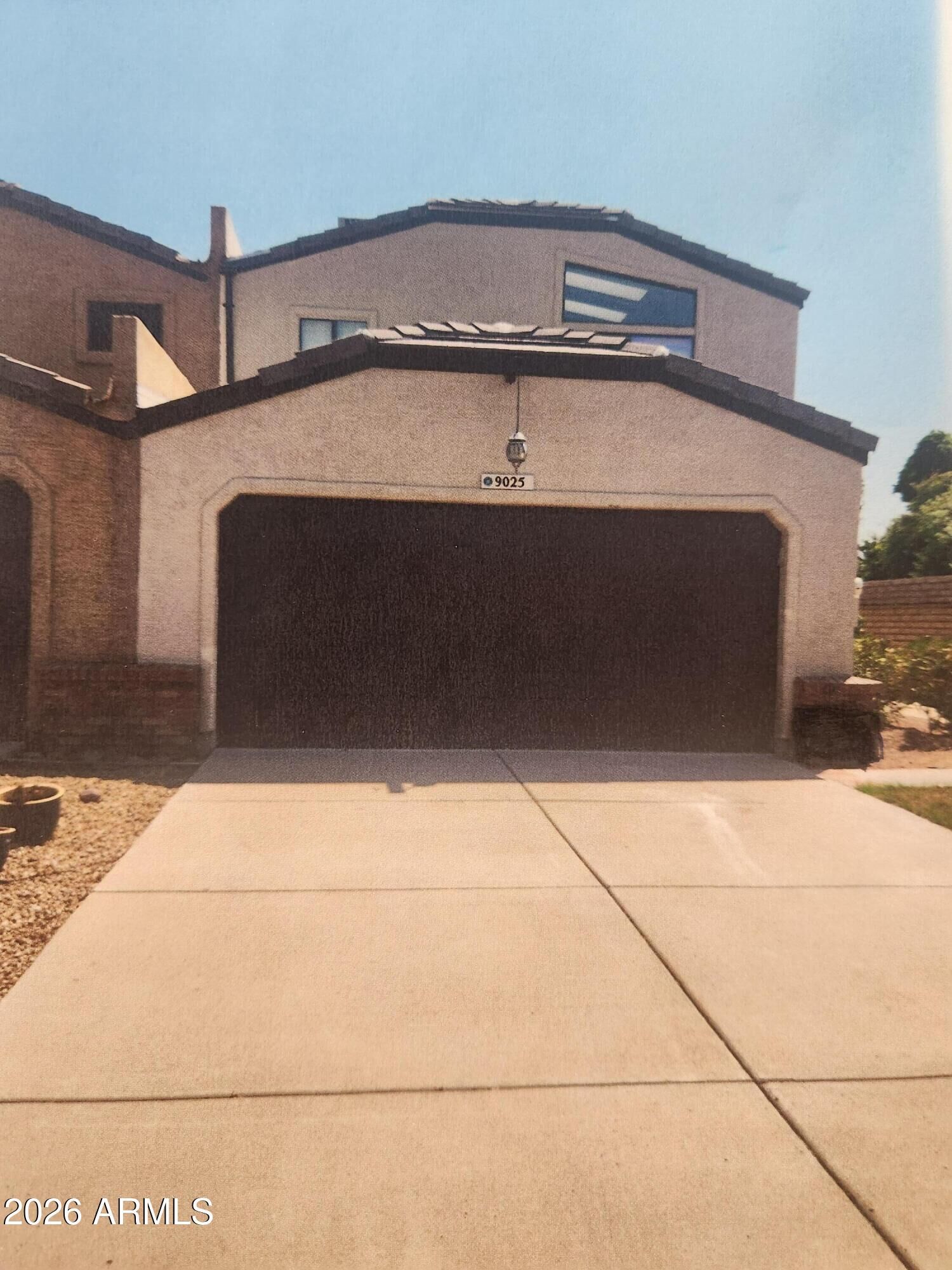 Property Photo: 9025 N 14th Drive AZ 85021