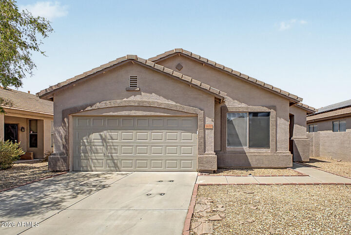 Property Photo:  6622 W Golden Lane  AZ 85302 