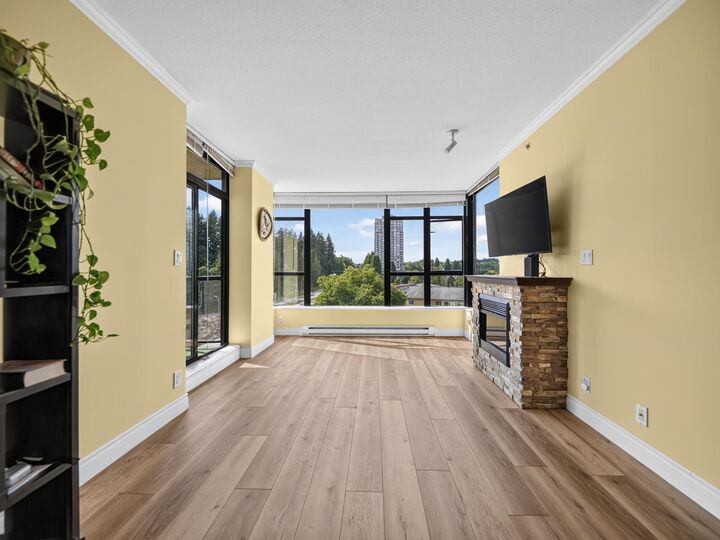 Photo de la propriété:  11 E Royal Avenue 1101  BC V3L 0A8 