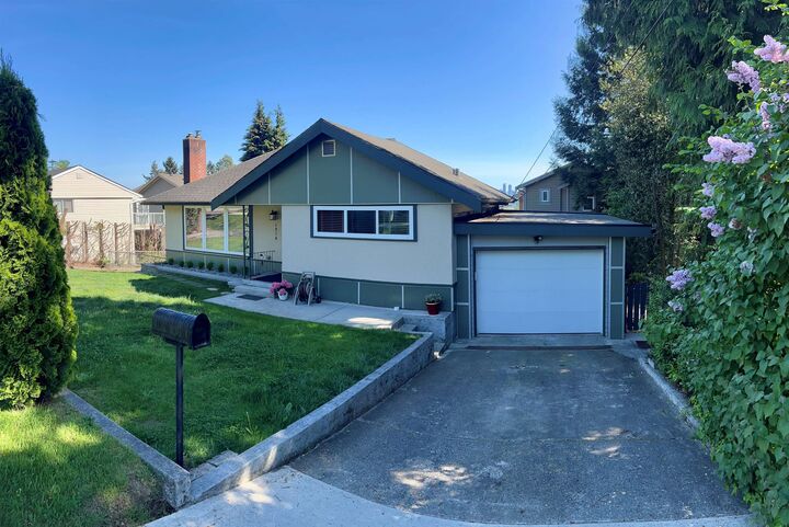 1314 Thomas Avenue — photo 1