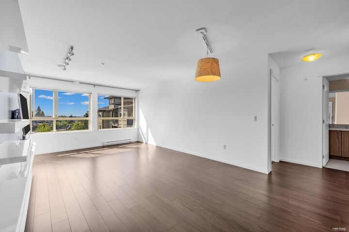 Property Photo: 3156 Dayanee Springs Boulevard 406 BC V3E 0B9
