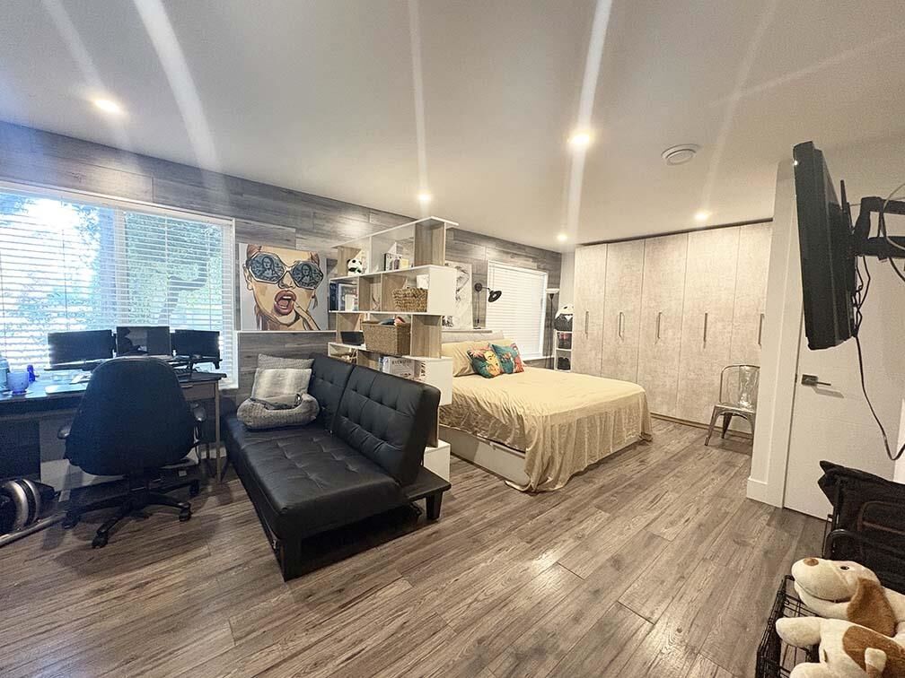 Property Photo:  609 Lidster Place  BC V3L 5E2 