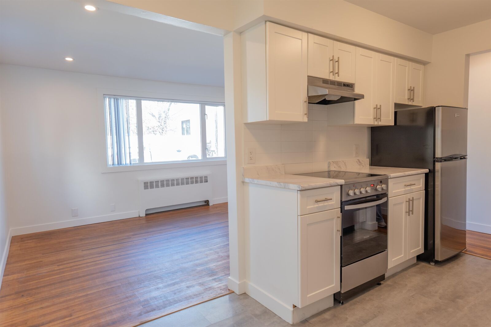 Property Photo:  2185 Oxford Street 102  BC V5L 1E8 