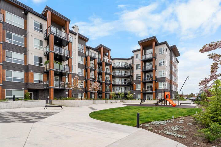 Property Photo:  12109 223 Street 306  BC V2X 5Y6 
