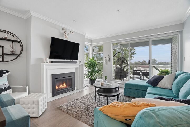 2020 E Kent Avenue South 311 — photo 1