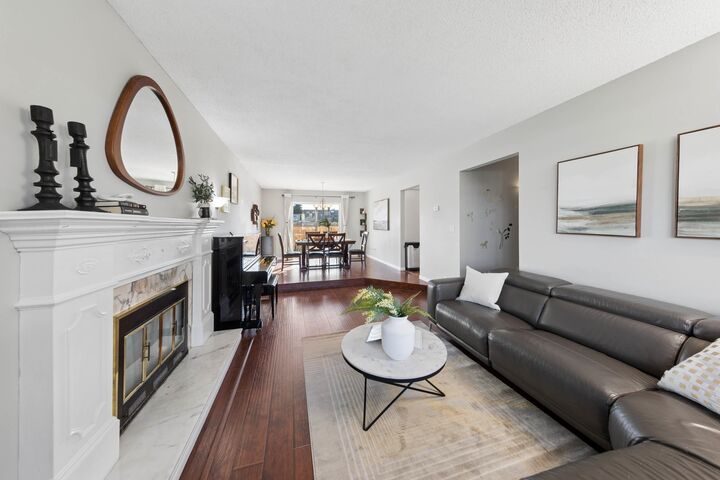 Property Photo:  15440 95A Avenue  BC V3R 7S7 