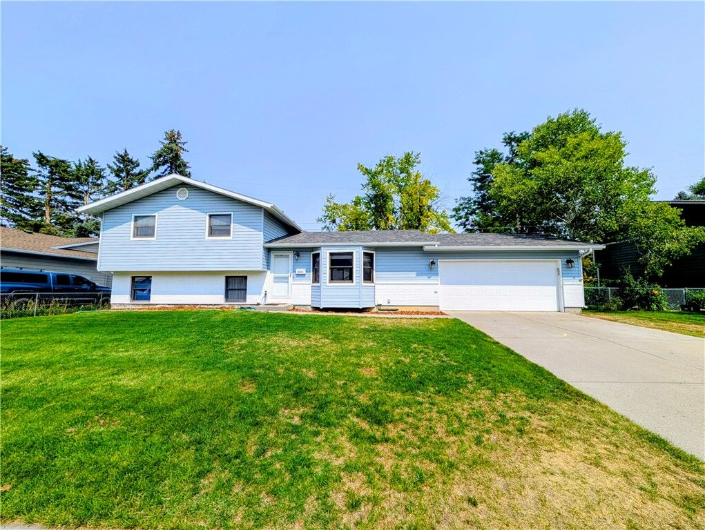 Property Photo:  2311 Clark  MT 59102 