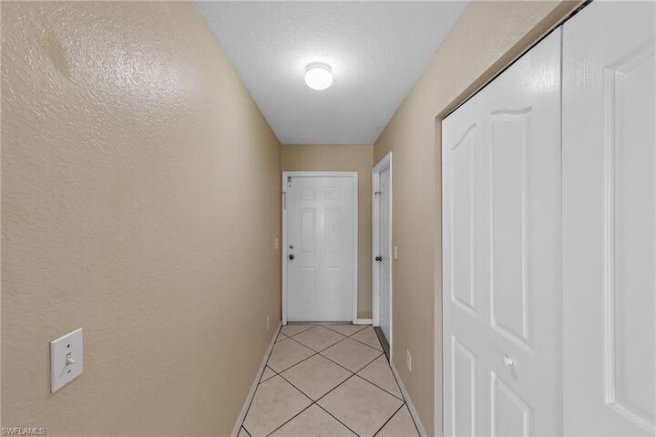 Property Photo: 845 SE 8th Ter FL 33990