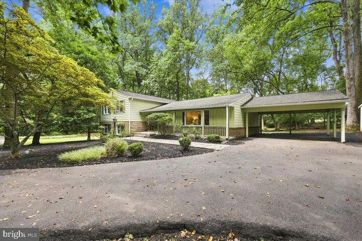 Property Photo:  13900 Leibig Road  MD 20904 