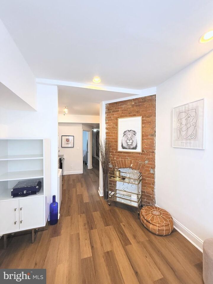Property Photo:  1345 1st Street NW 1  DC 20001 