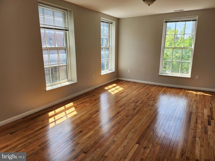 Property Photo: 100 N 3rd Street 4A PA 19106
