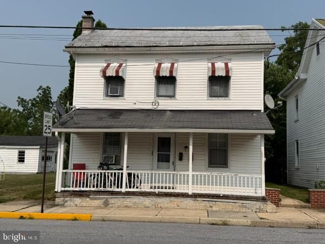 Property Photo:  224 Chestnut Street  PA 17065 