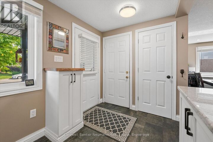 Property Photo:  81 Candlewood Drive  ON N1K 1T7 