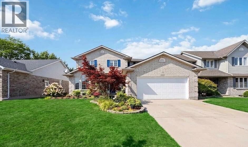 Property Photo: 2923 Stoney Creek Drive ON N0N 1C0
