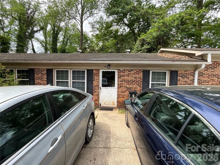 Property Photo: 423 N Carpenter Street NC 28054