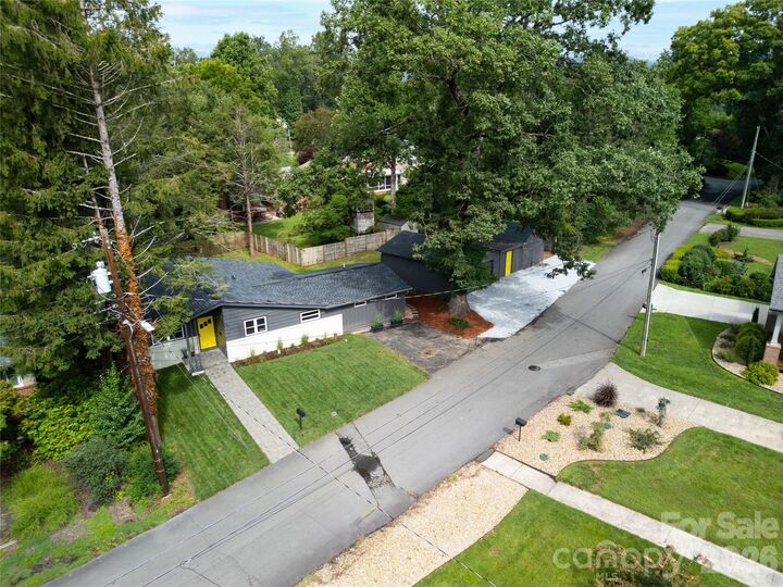 Property Photo: 228 Grove Street NC 28712