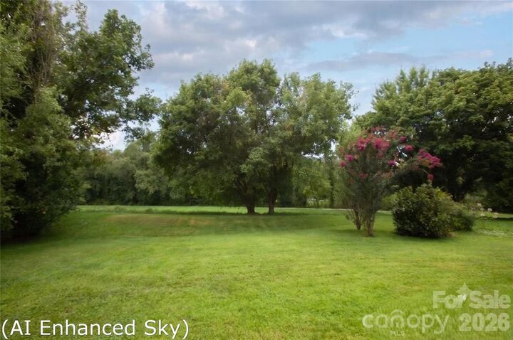 Property Photo: 54 English Oak Road NC 28732