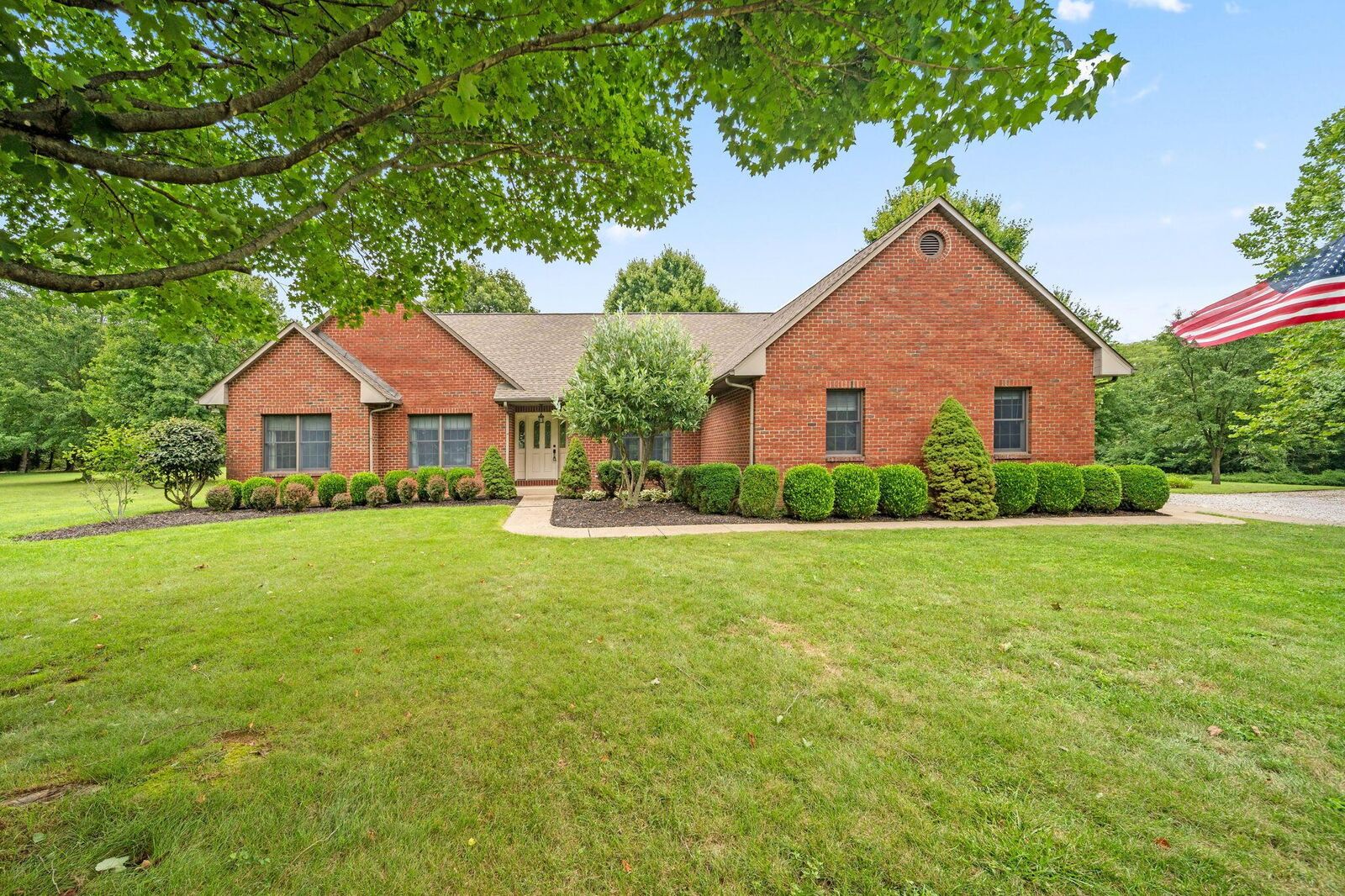 Property Photo: 2627 Miller Paul Road OH 43021