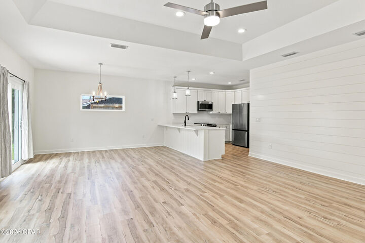 Property Photo: 113 Heather Drive FL 32413