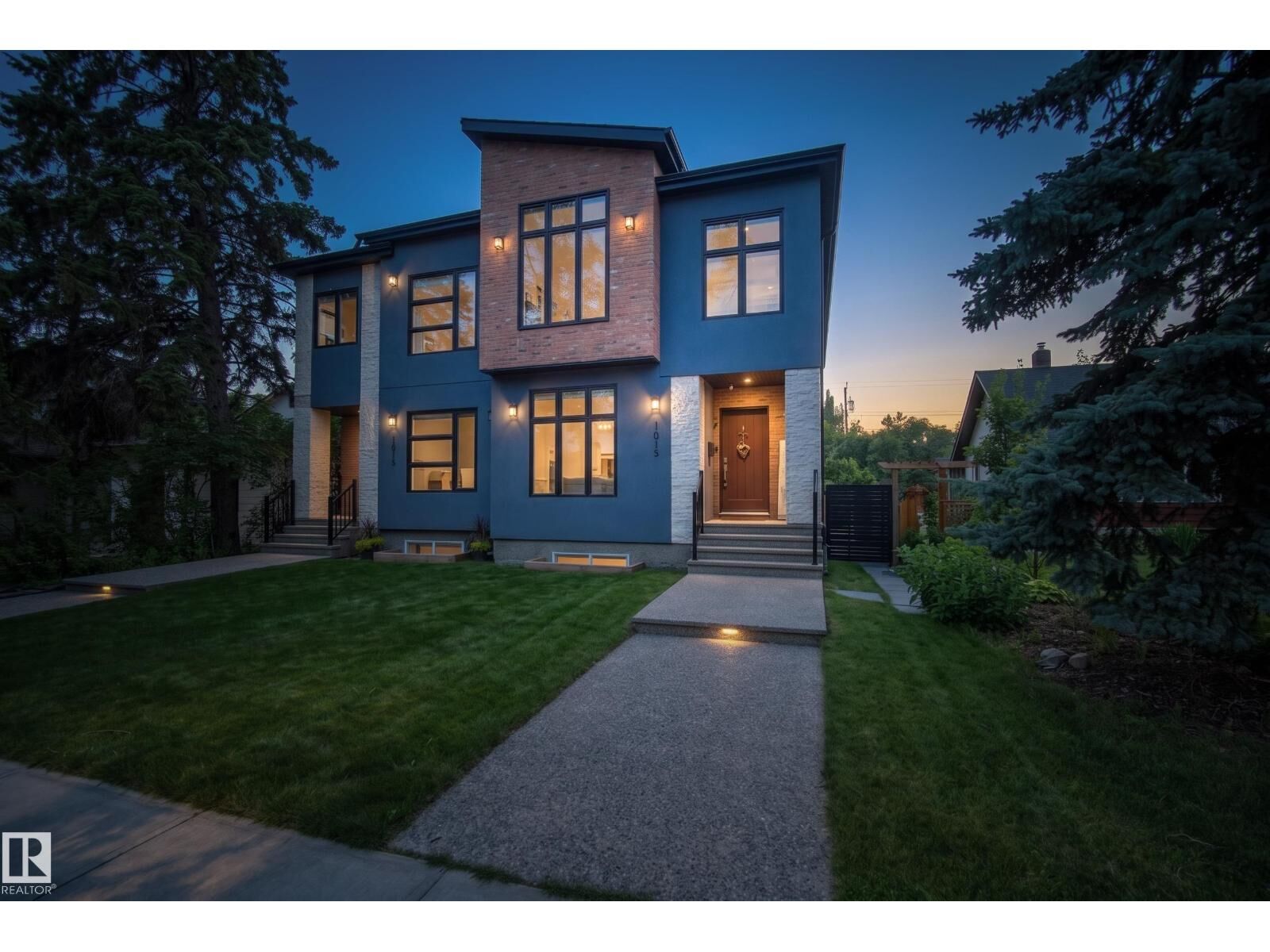 Property Photo: 11018 122 St NW AB T5M 0B3
