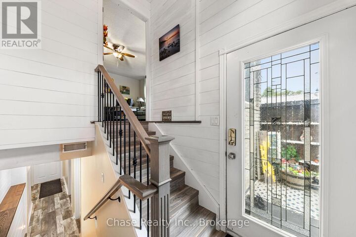Property Photo: 363 Wardell Street ON L0K 1R0