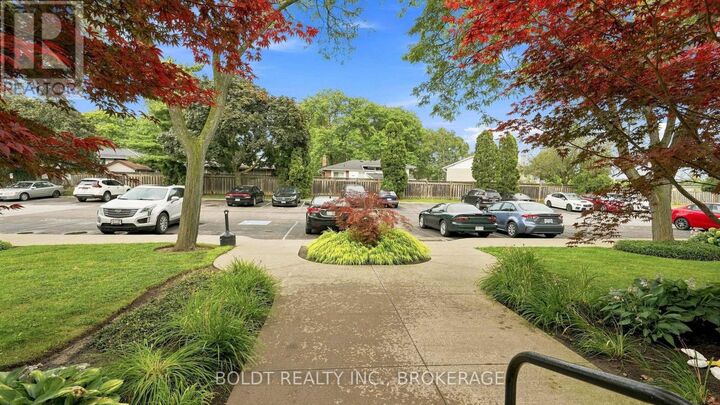 Property Photo: 6 Westlake Lane 110 ON L2N 5S3