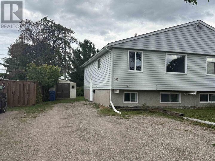 100 Wabigoon Dr — photo 1
