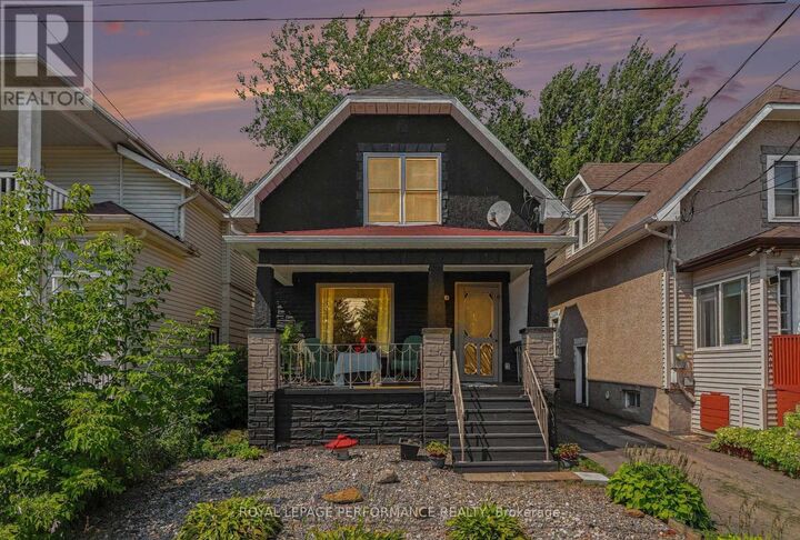 Property Photo:  1304 Montreal Road  ON K6H 1E5 
