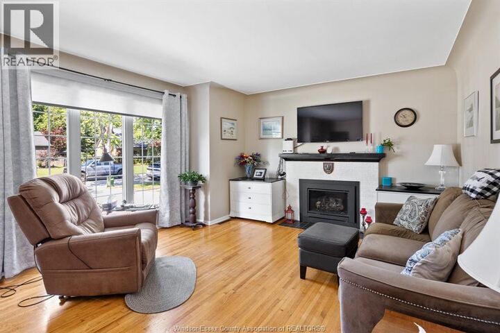Property Photo:  2720 Academy  ON N9E 2G8 