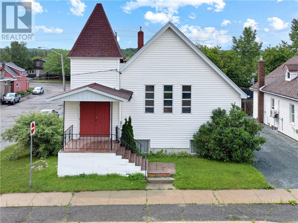Property Photo:  25 Bloor Street  ON P0M 1H0 