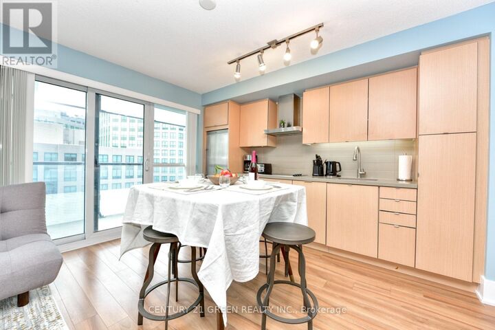 Property Photo: 300 Front Street West 1014 ON M5V 0E9