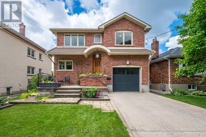 Property Photo:  422 College Street  ON K7L 4M7 