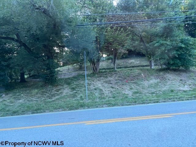 Property Photo: 1672 Milford Street WV 26301-5600