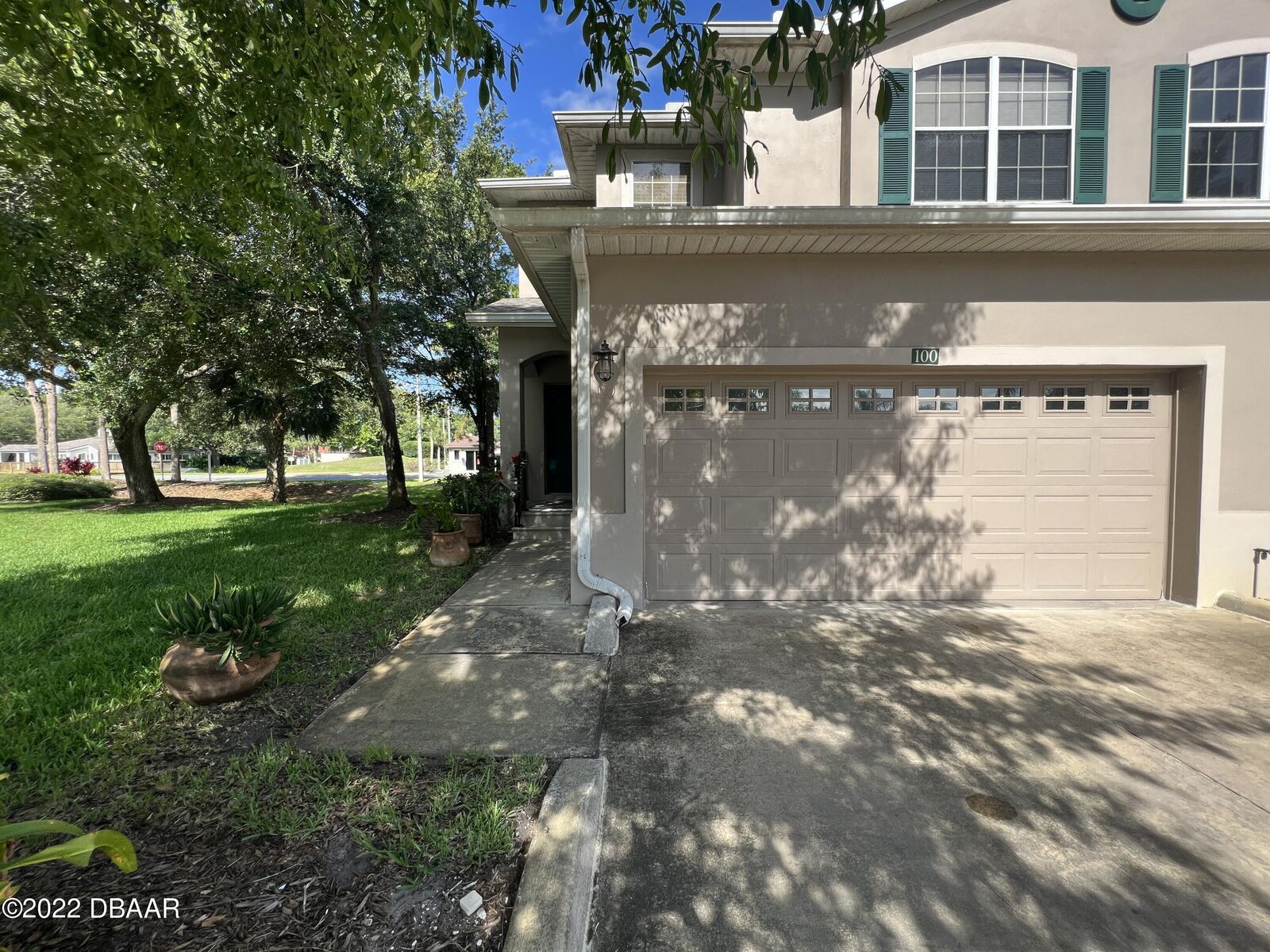 Property Photo: 100 Grey Widgeon Court FL 32119