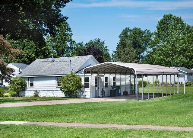 Property Photo:  236 Hathaway Street  PA 16417 