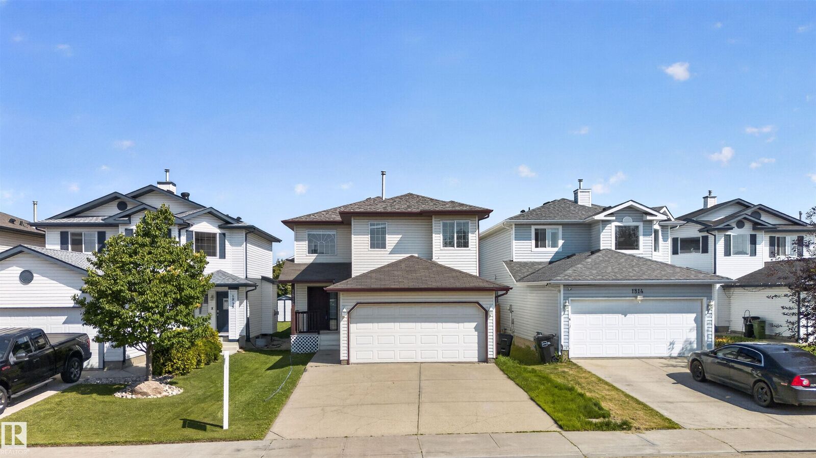 Property Photo: 1816 36 Avenue NW AB T6T 1S8