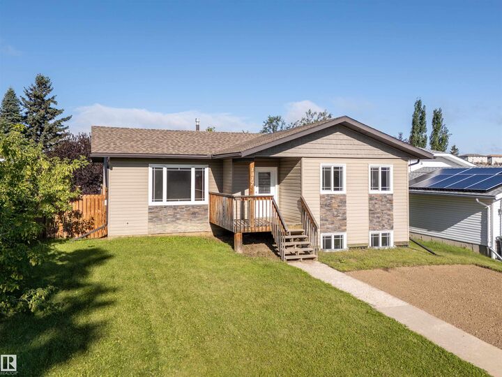 Property Photo: 1317 11 Street AB T9M 1J5