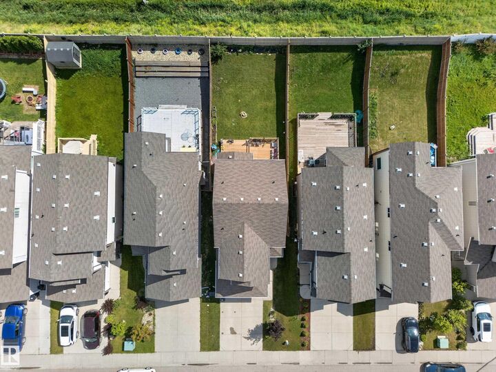 Property Photo:  1927 51 Street SW  AB T6X 1Y4 