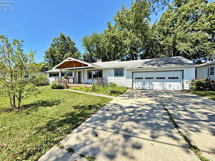 Property Photo:  75 Glenn Street  OH 44883 