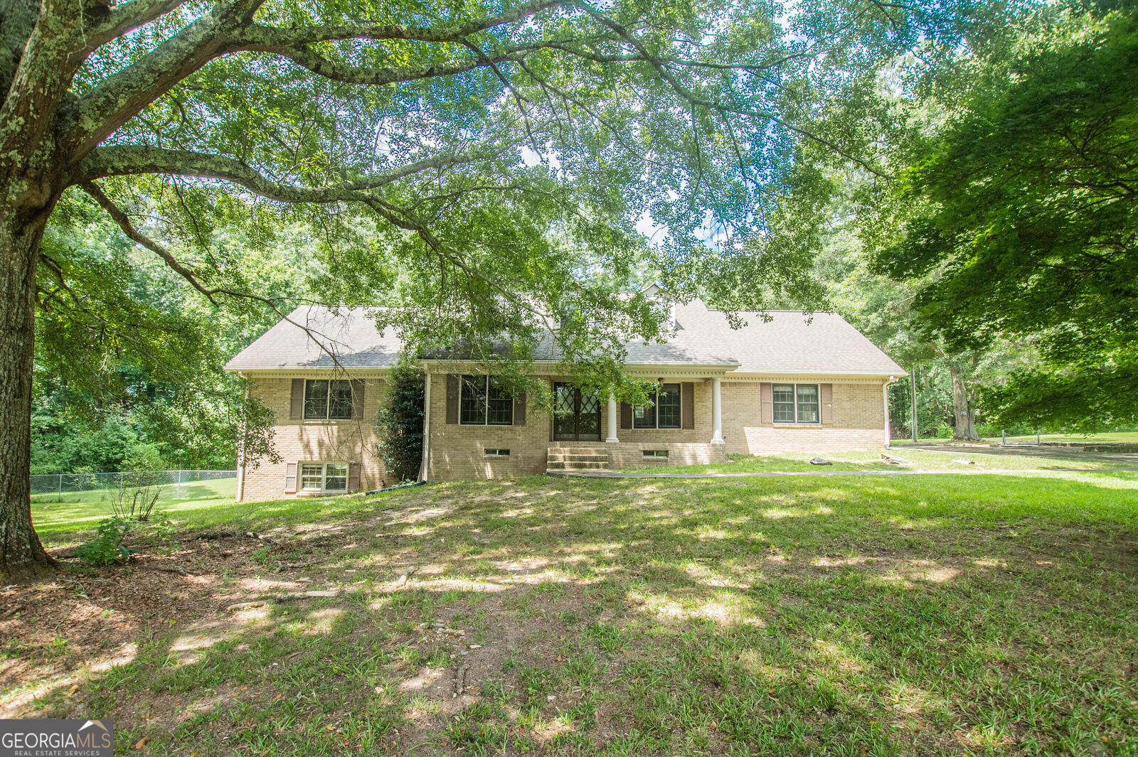 Property Photo: 2195 Temple Johnson Road GA 30078